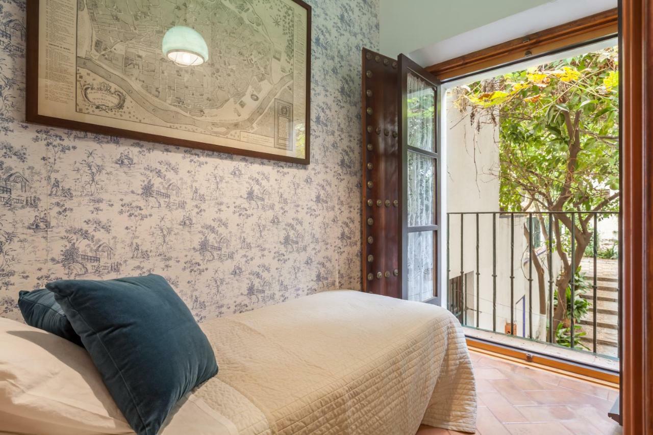 Villa Elvira, Exclusive Pool And Gardens In The Heart Of Sevilla Eksteriør billede