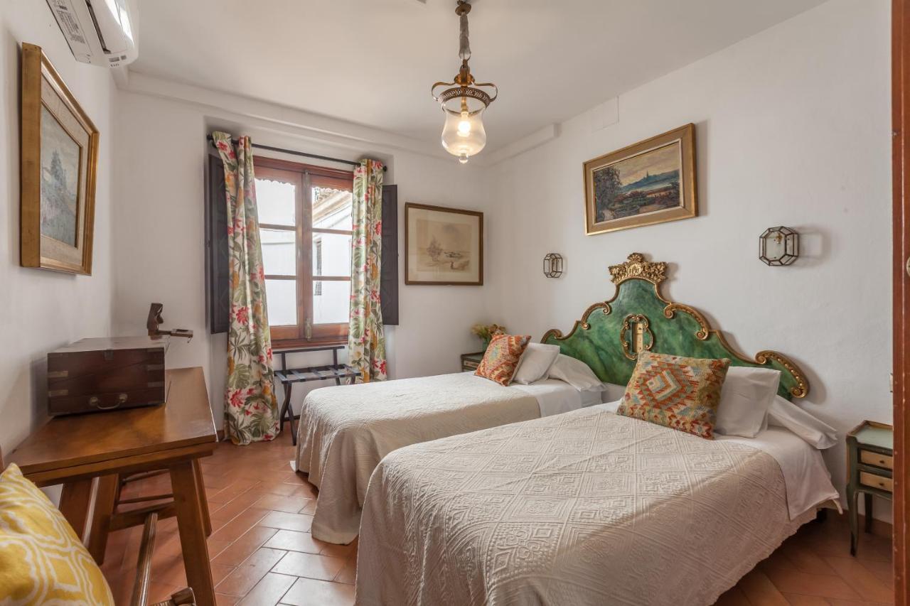 Villa Elvira, Exclusive Pool And Gardens In The Heart Of Sevilla Eksteriør billede