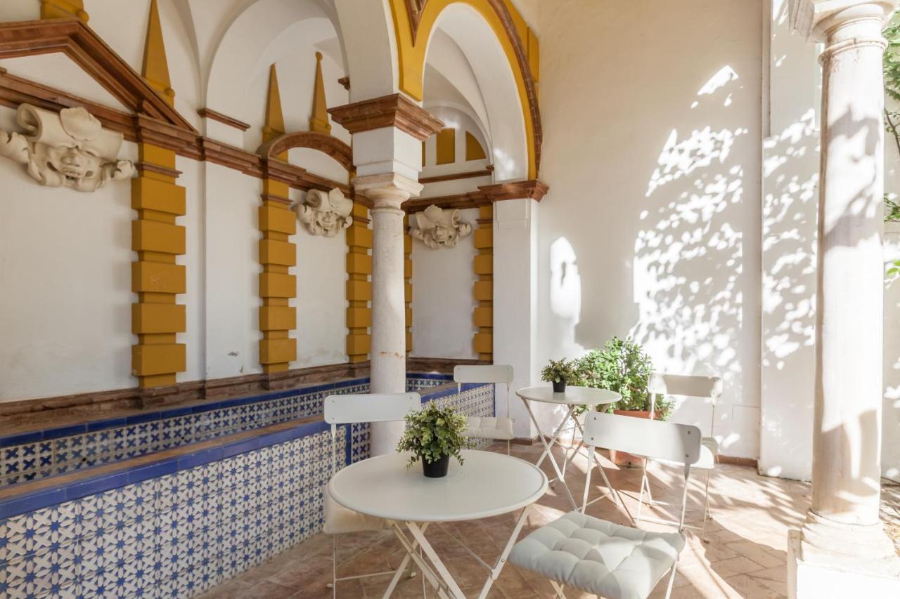 Villa Elvira, Exclusive Pool And Gardens In The Heart Of Sevilla Eksteriør billede