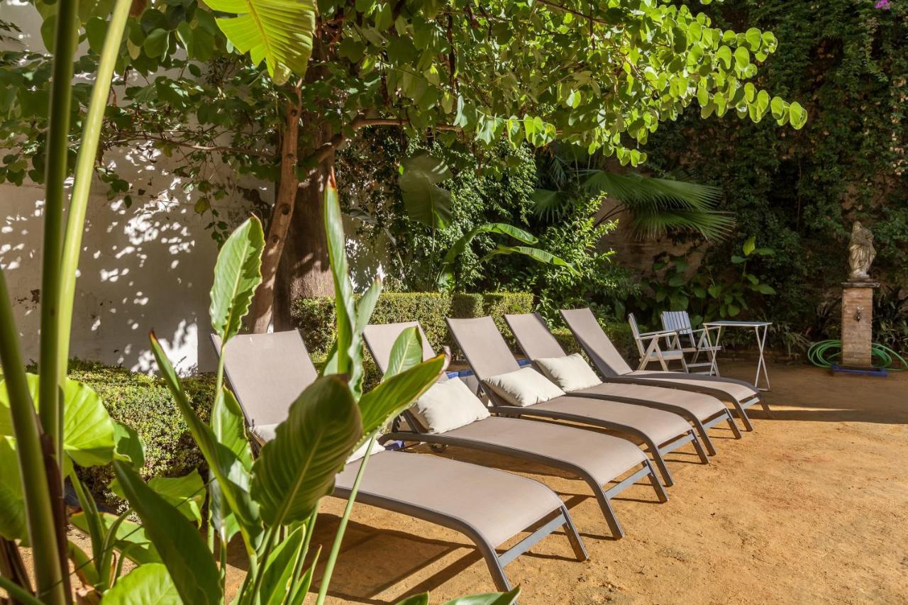 Villa Elvira, Exclusive Pool And Gardens In The Heart Of Sevilla Eksteriør billede