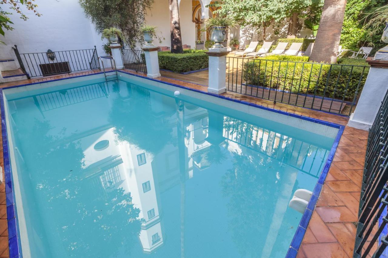 Villa Elvira, Exclusive Pool And Gardens In The Heart Of Sevilla Eksteriør billede